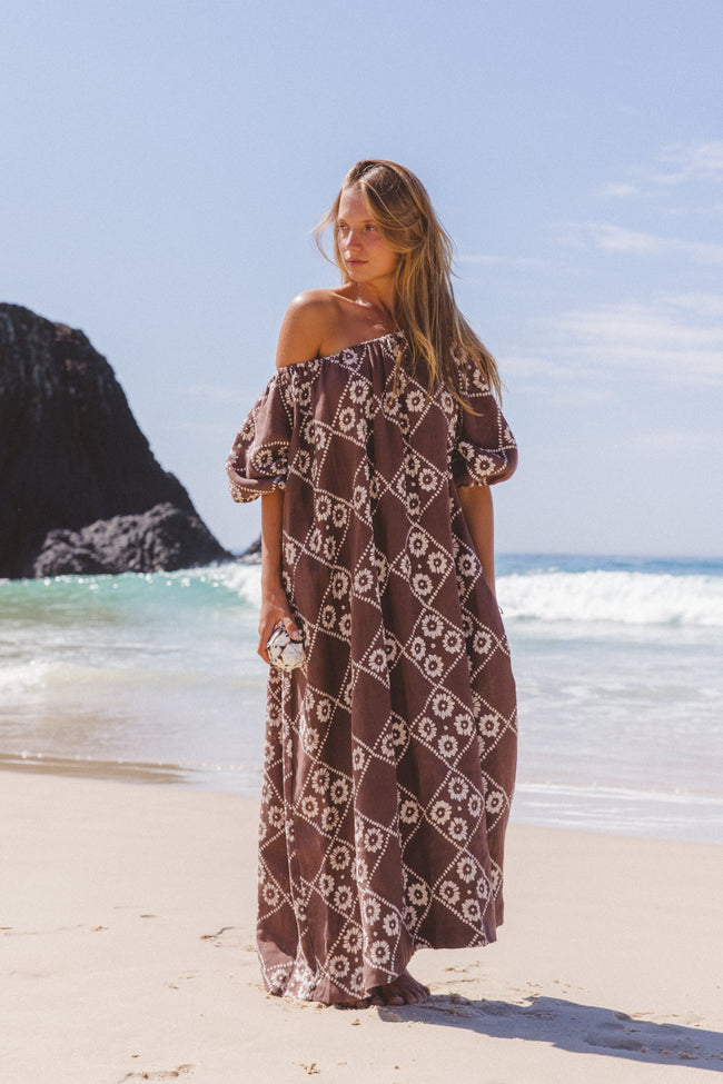 Kyra Midi Dress ~ Apricot Blush